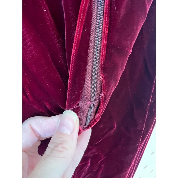 Vintage velvet gown - Picture 10 of 14